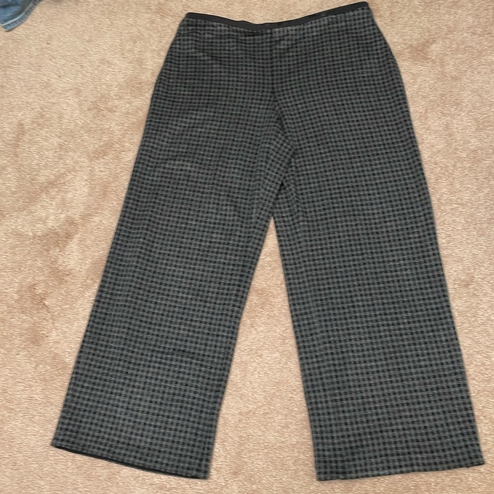 Classic Black & Gray Houndstooth Wide-Leg Pants